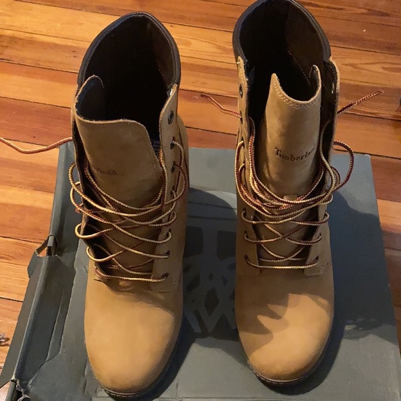 Timberlands - Picture 7 of 7